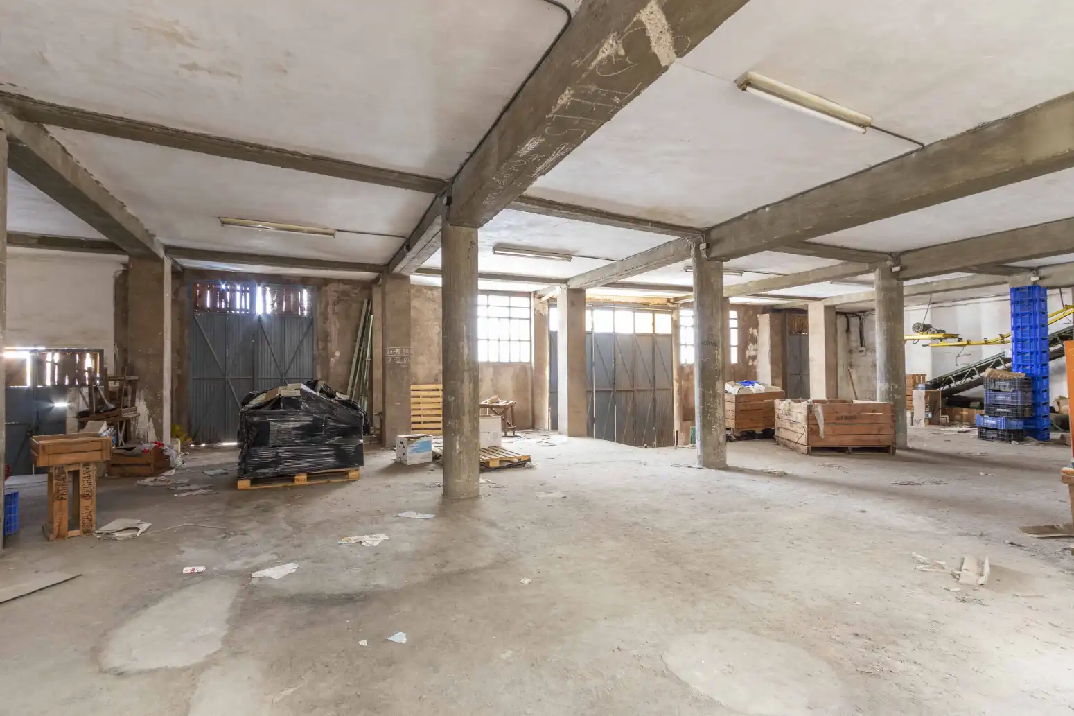 Industrial buildings for sale in Faura