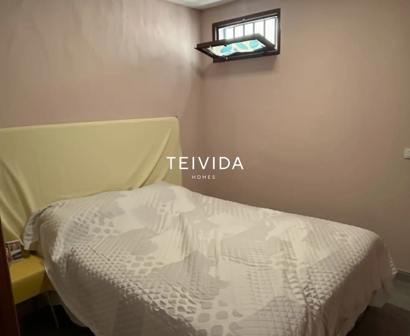 Habitación de Piso en venta en Arona con Piscina, Amueblado y Horno