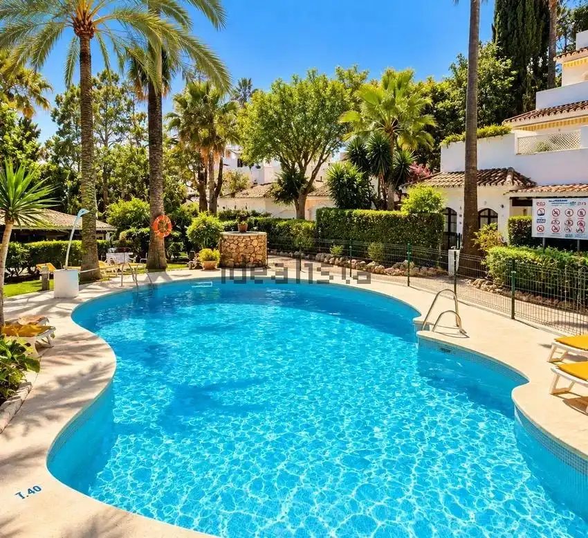 Piso con terraza en venta en Elviria - Cabopino, imagen 4