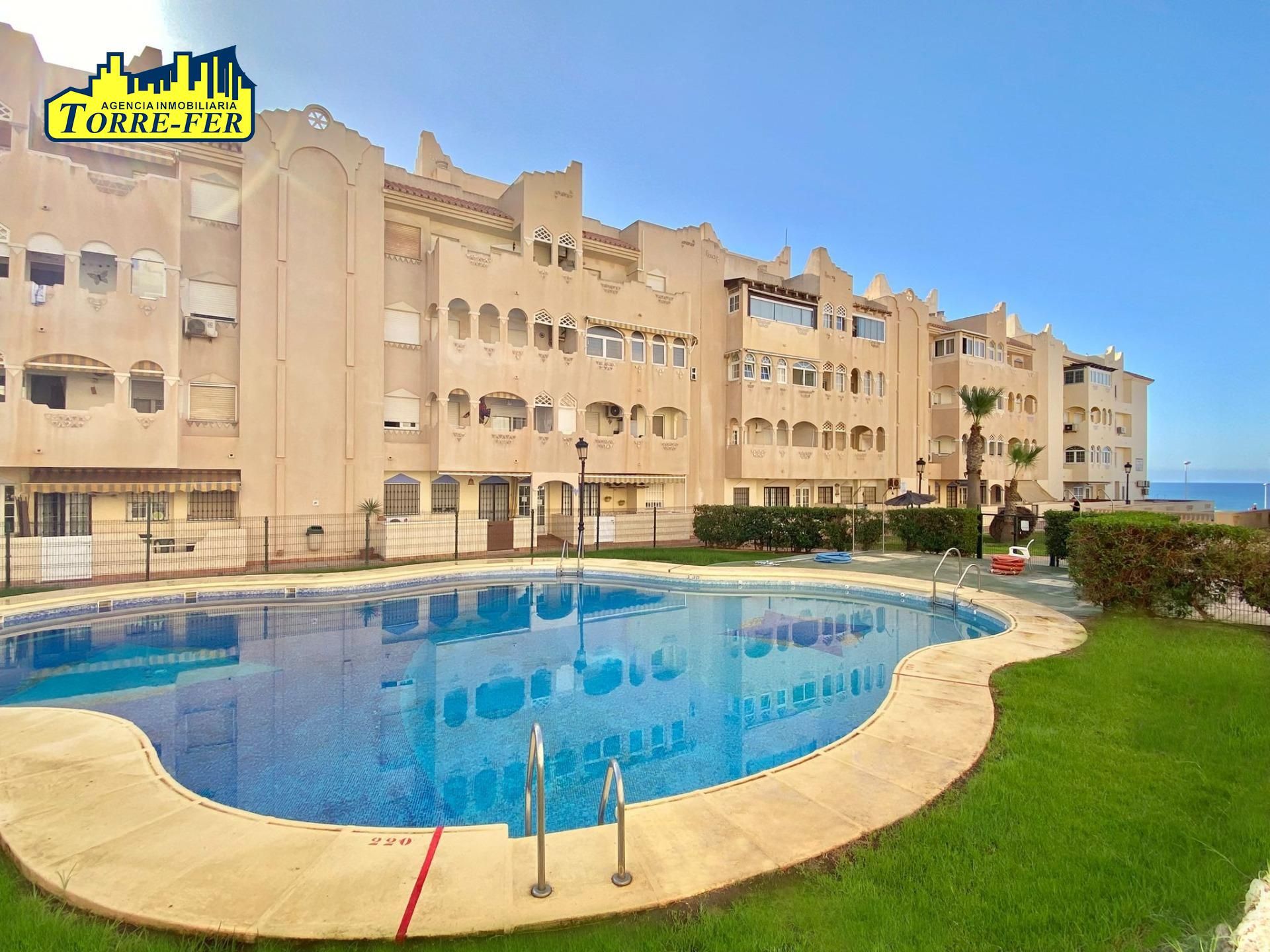 Exterior view of Flat for sale in  Almería Capital  with Air Conditioner and Community pool