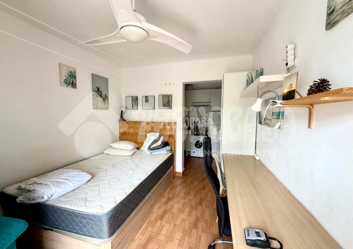 Bedroom of Premises for sale in Las Palmas de Gran Canaria  with Furnished
