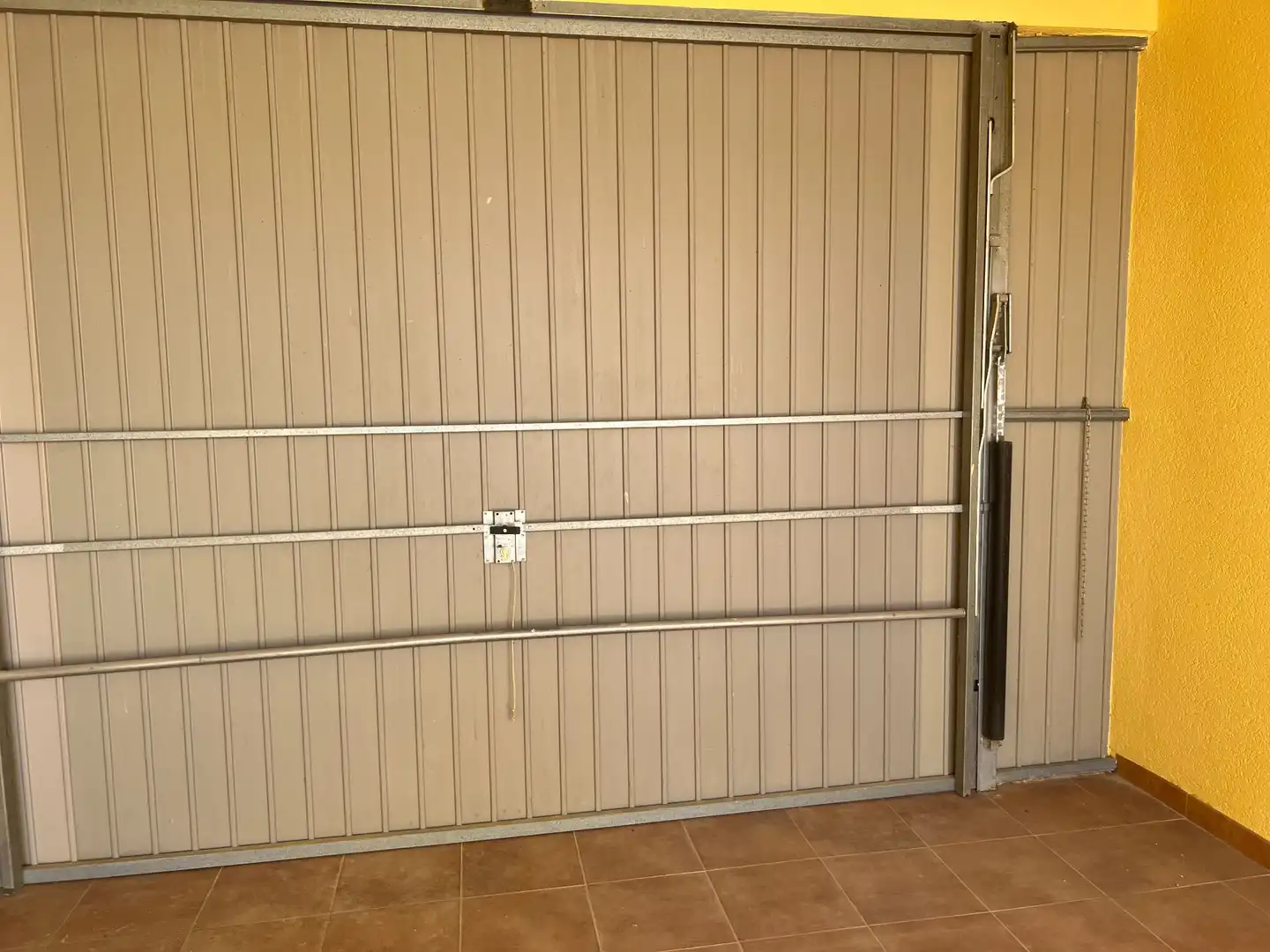 Aparcament de Casa o xalet en venda en Villena amb Calefacció i Traster