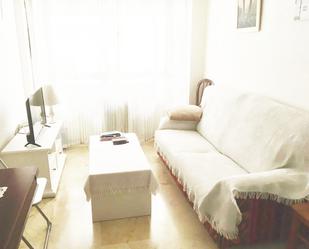 Living room of Apartment for sale in  Granada Capital