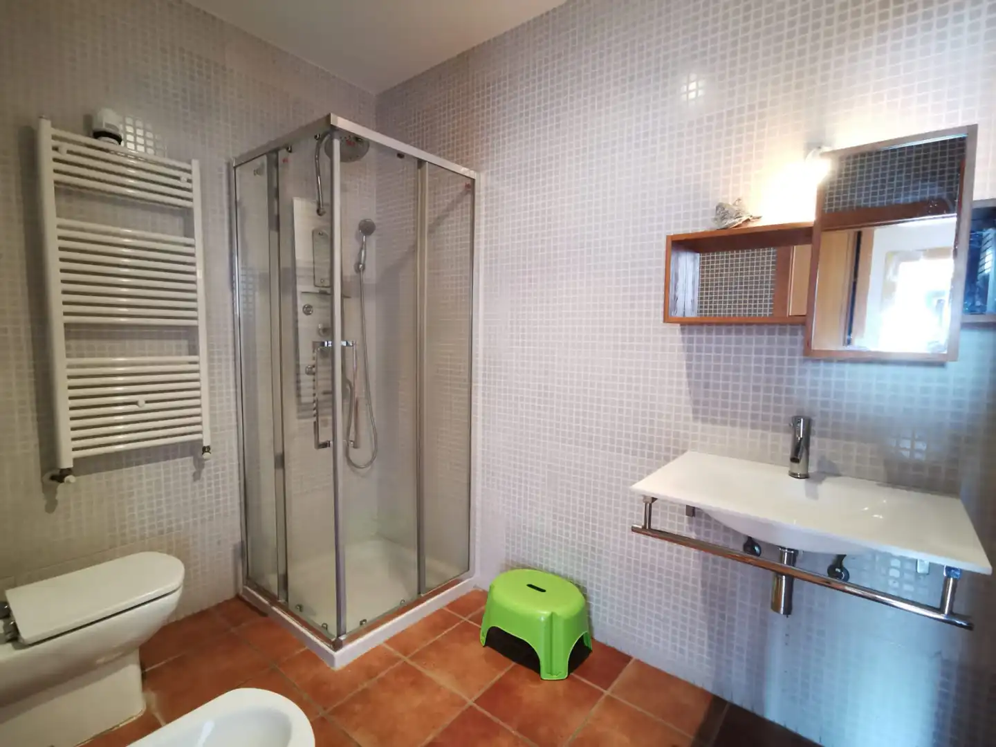 Baño de Casa o chalet de alquiler en Nigrán con Calefacción, Jardín privado y Terraza