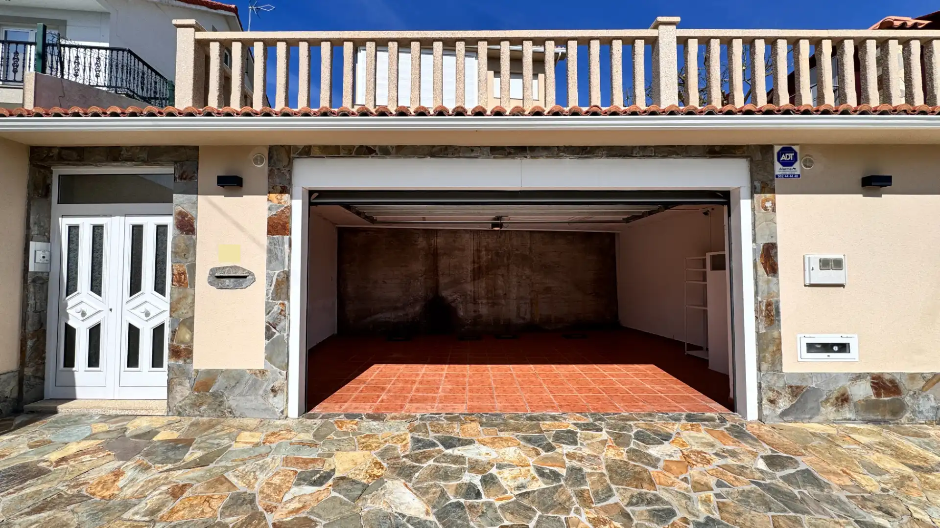 Parking of Houses for sale in Arteixo  with Heating, Private garden and Terrace