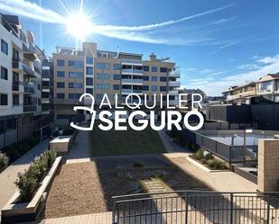 Exterior view of Flat to rent in Valdemoro  with Heating, Storage room and Swimming Pool