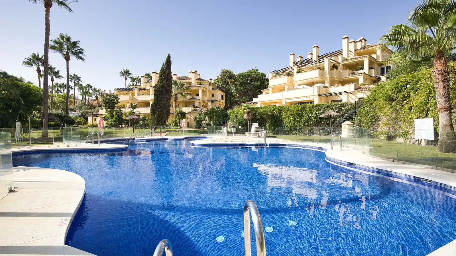 Mini appartamento con piscina in vendita a Urbanizacion Majestic Hills 10, imagen 30