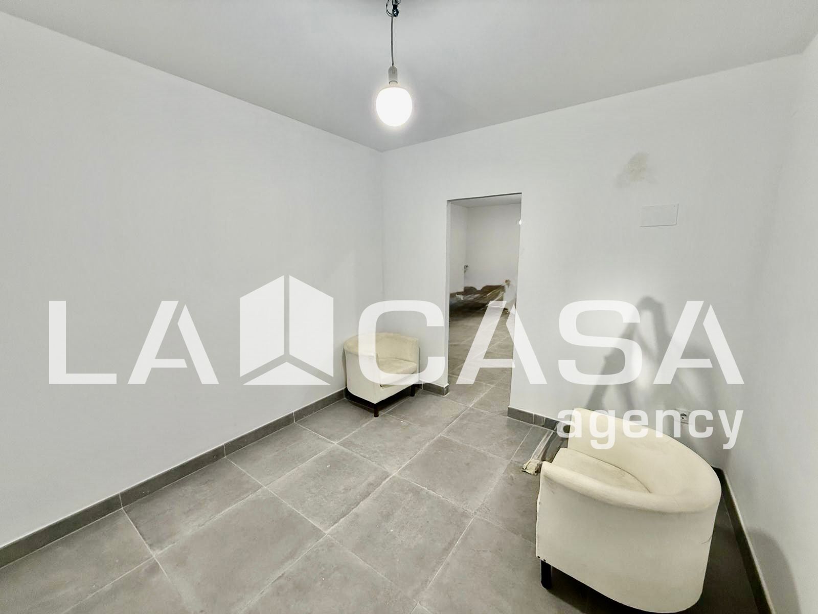 Planta baixa en venda en Dos Hermanas amb Aire condicionat