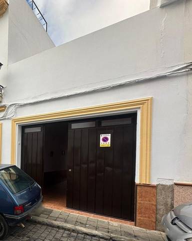 Casa-chalet en Venta en Calle Alta en Fuentes de Andalucía