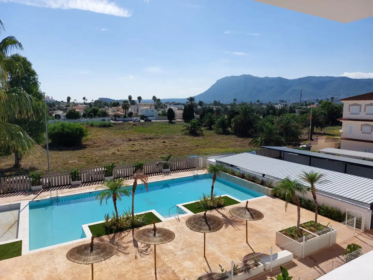 Piscina de Ático en venta en Dénia con Aire acondicionado, Calefacción y Terraza