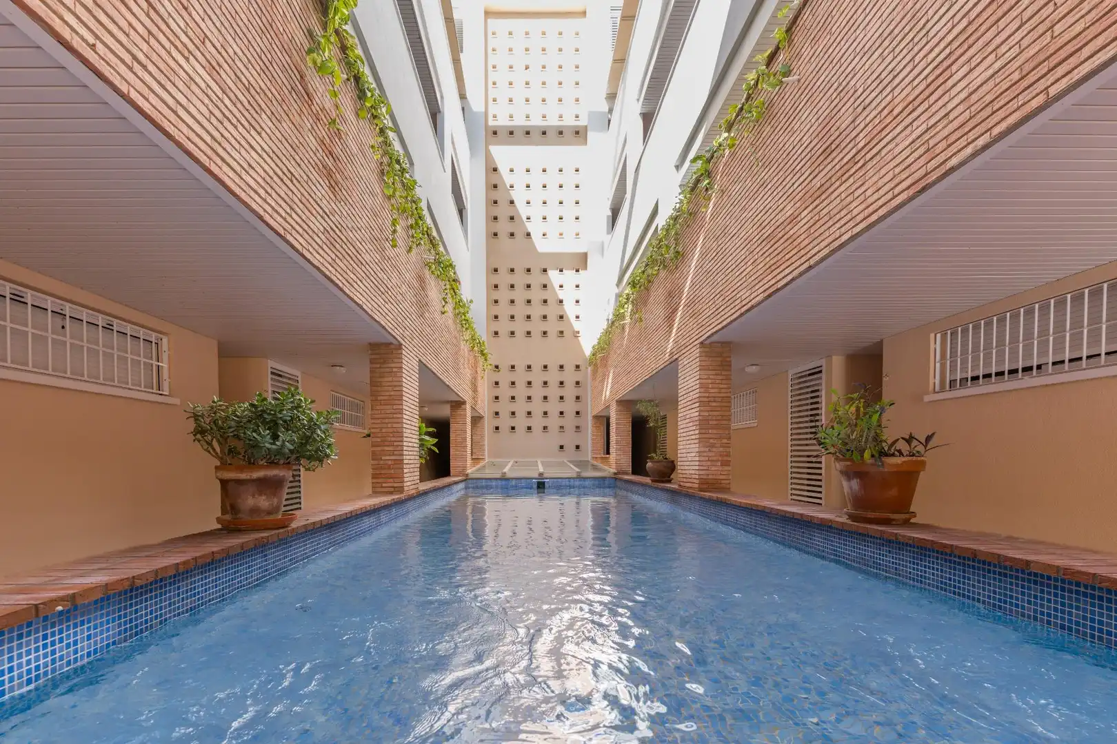 Piscina de Ático en venta en El Ejido con Aire acondicionado, Calefacción y Jardín privado