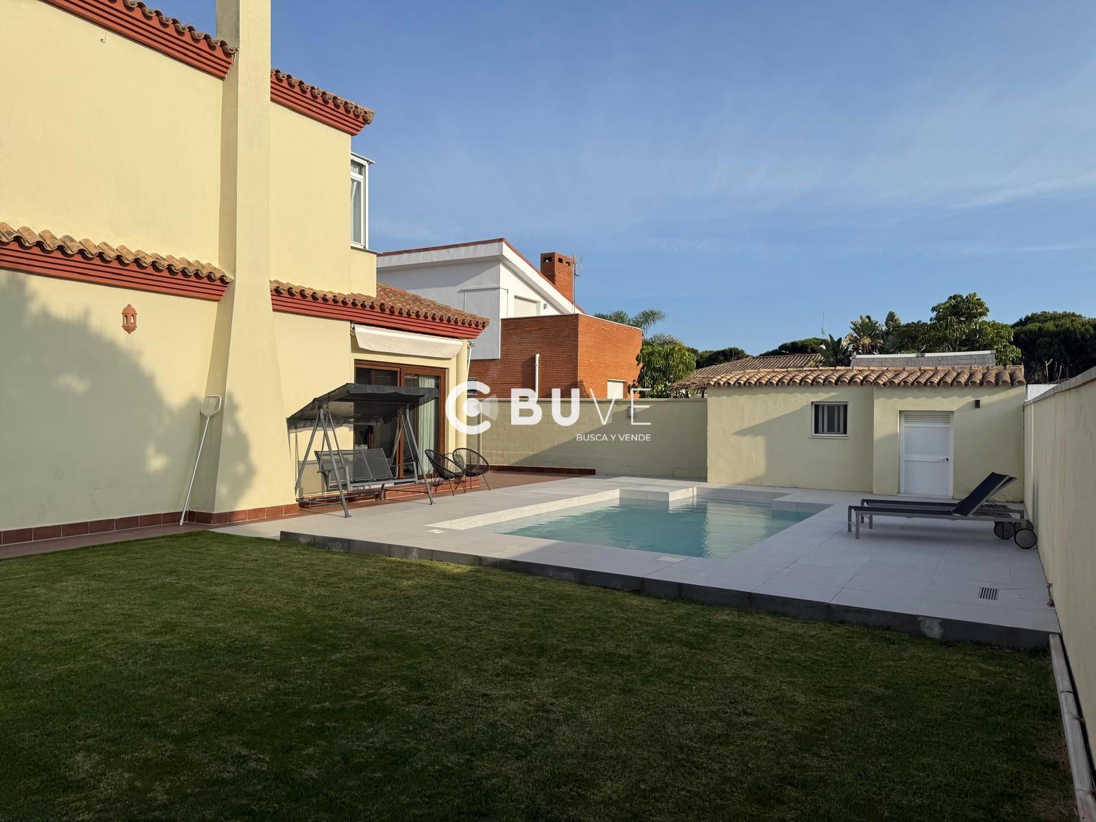 Garden of House or chalet for sale in Chiclana de la Frontera  with Air Conditioner, Heating and Private garden