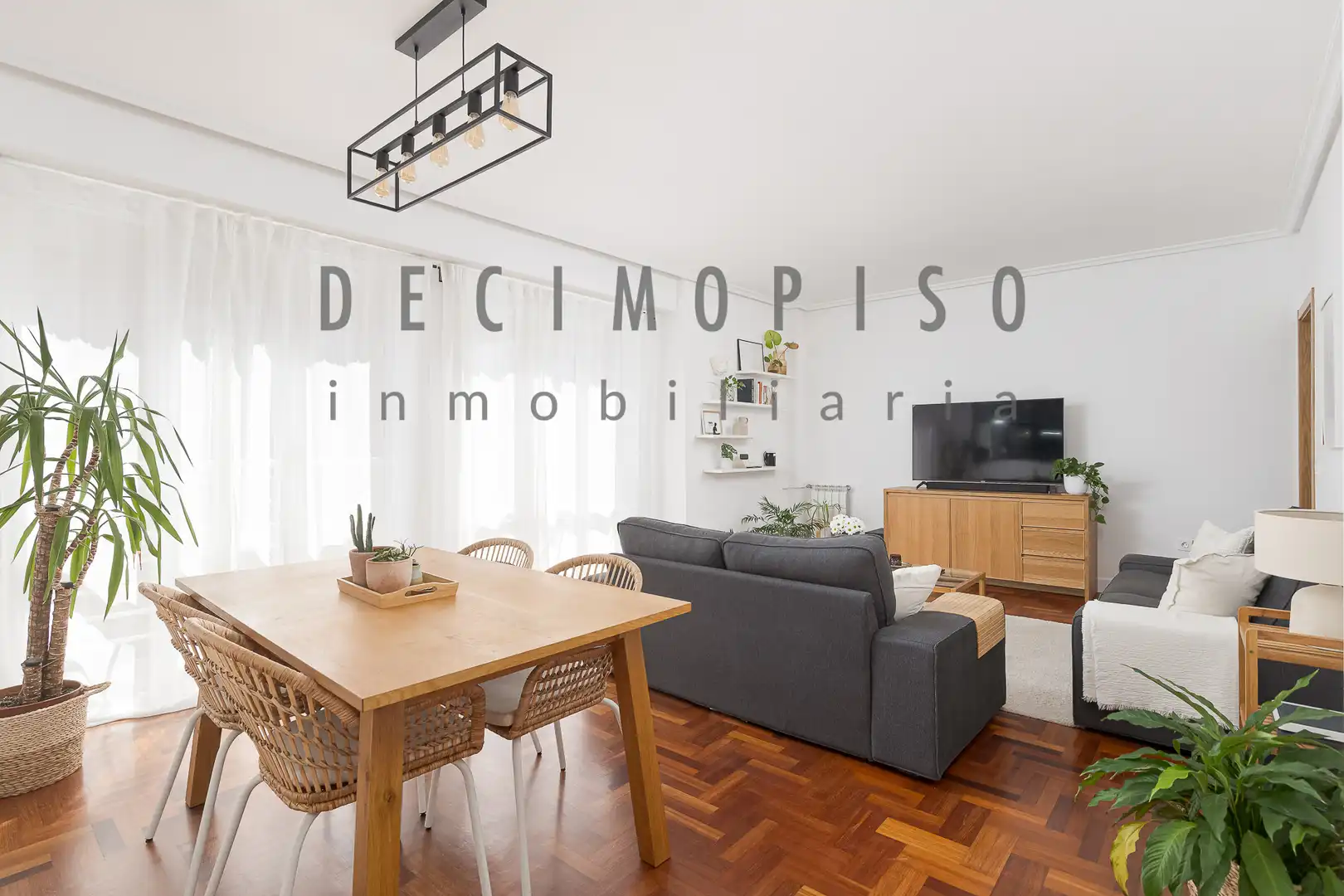 Comedor de Piso en venta en Donostia - San Sebastián  con Calefacción