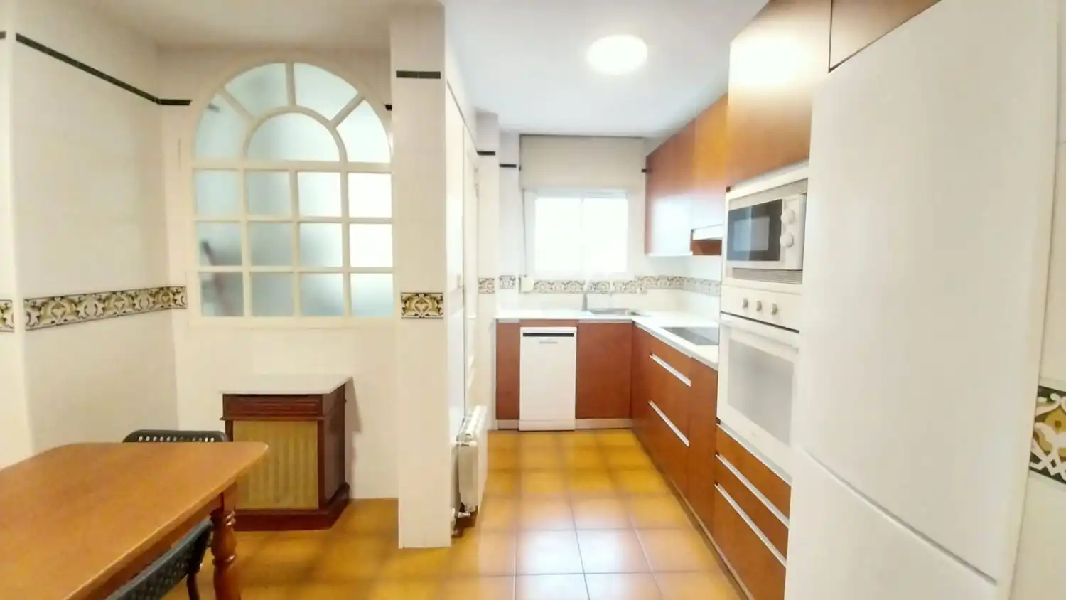 Cocina de Piso de alquiler en Jaén con Aire acondicionado, Calefacción y Parquet
