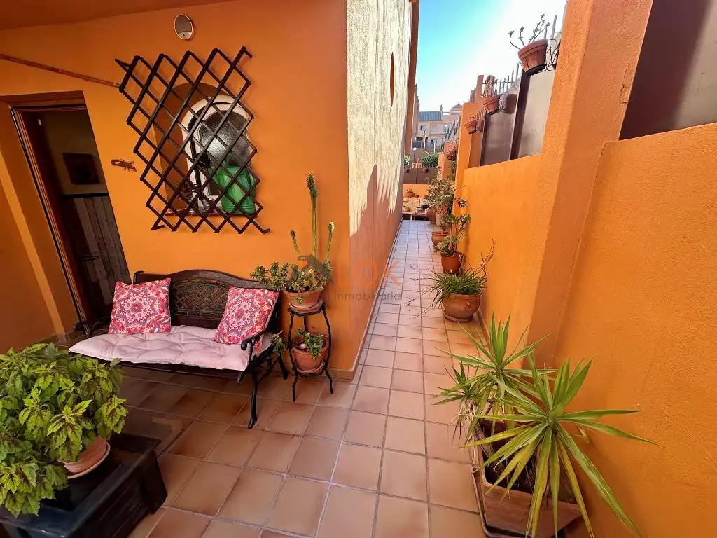 Casa en venta en Calle Pepa Flores González, imagen 6