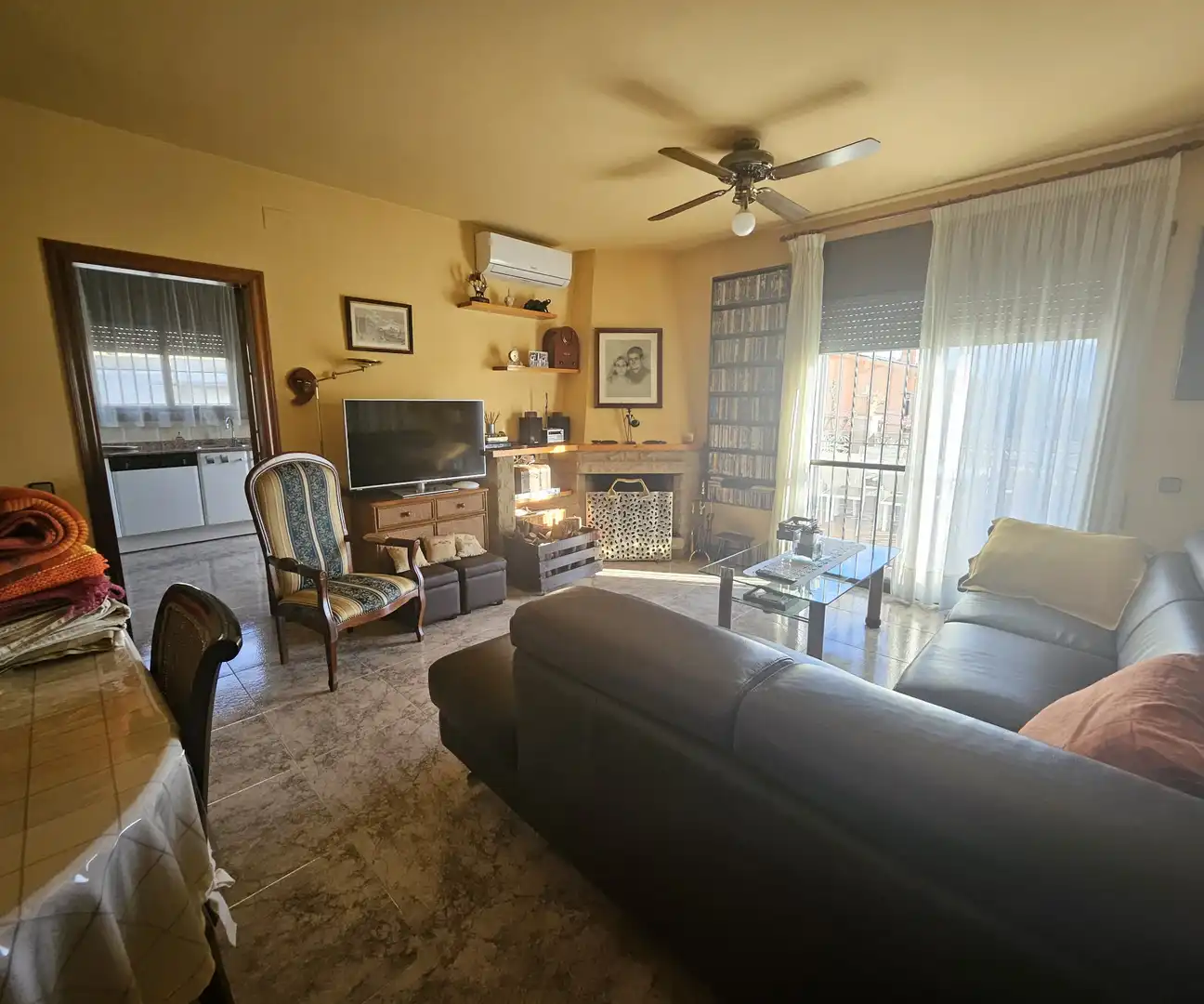 Sala d'estar de Casa o xalet en venda en Cànoves I Samalús amb Aire condicionat, Calefacció i Jardí privat