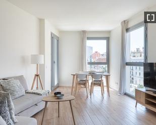 Living room of Flat to rent in  Barcelona Capital  with Air Conditioner, Heating and Furnished