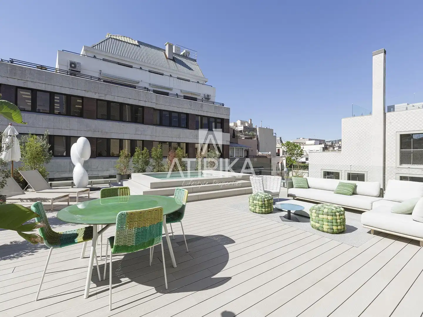 Terrasse von Dachboden zum Verkauf in Barcelona mit Klimaanlage, Heizung und Terrasse