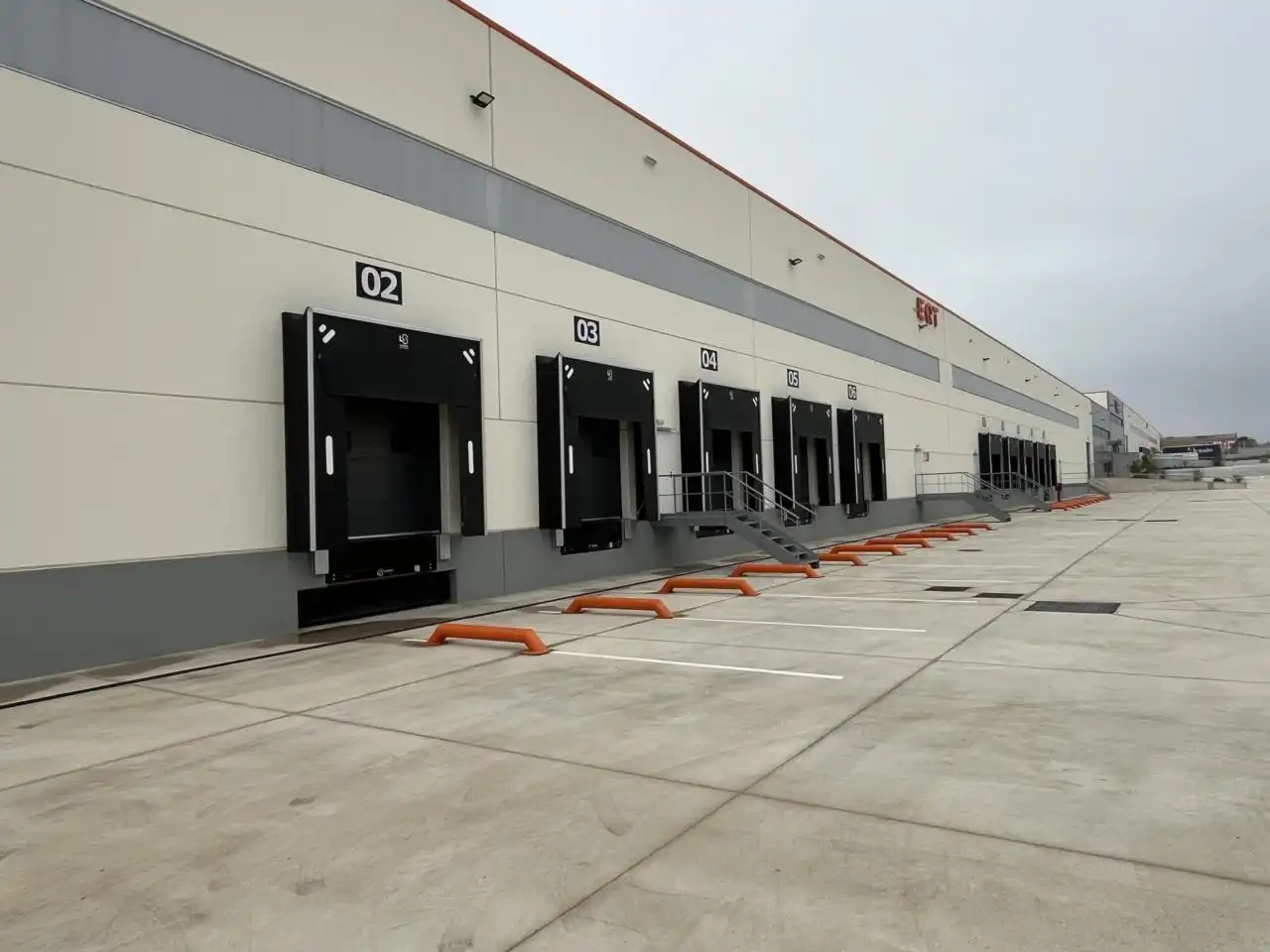 Exterior view of Industrial buildings for rent in Òdena  with Heating