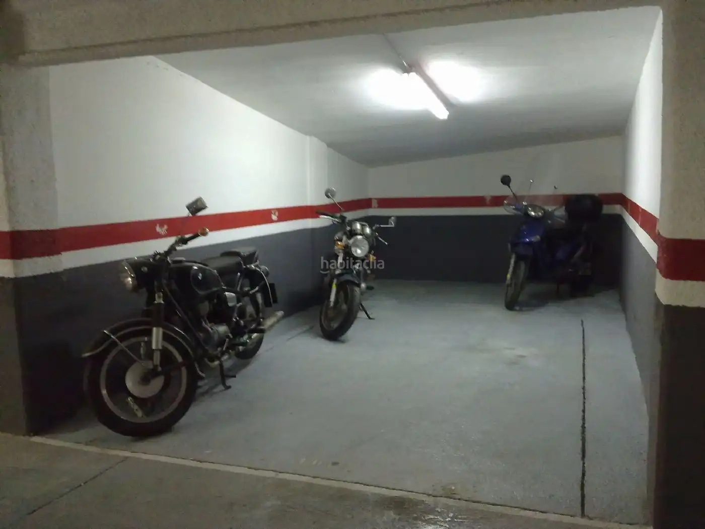 Moto in affitto a Carrer d'Aragó 345, imagen 3