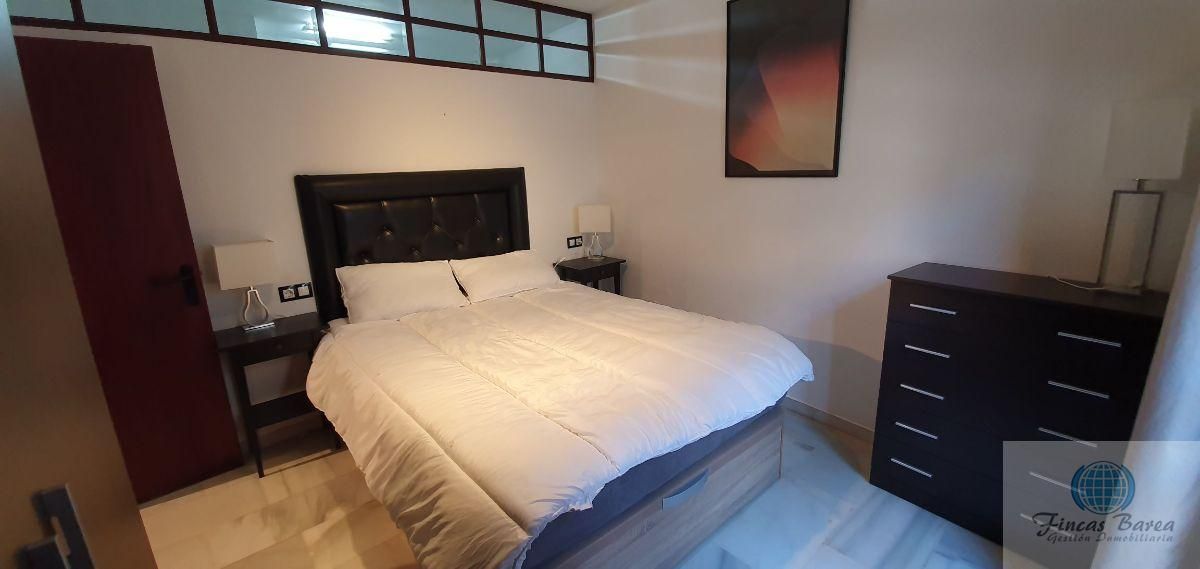 Flat for sale in Avda Juan Gomez Juanito, Puerto Deportivo, Fuengirola