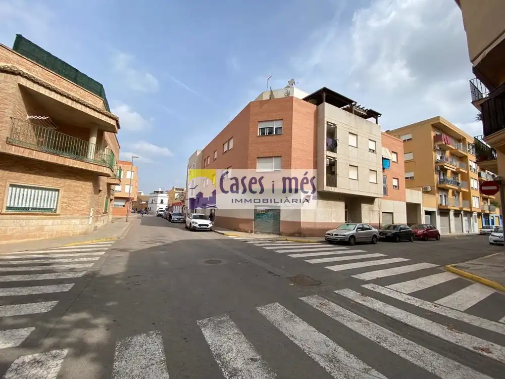 Local comercial en venda a Massamagrell, imagen 2