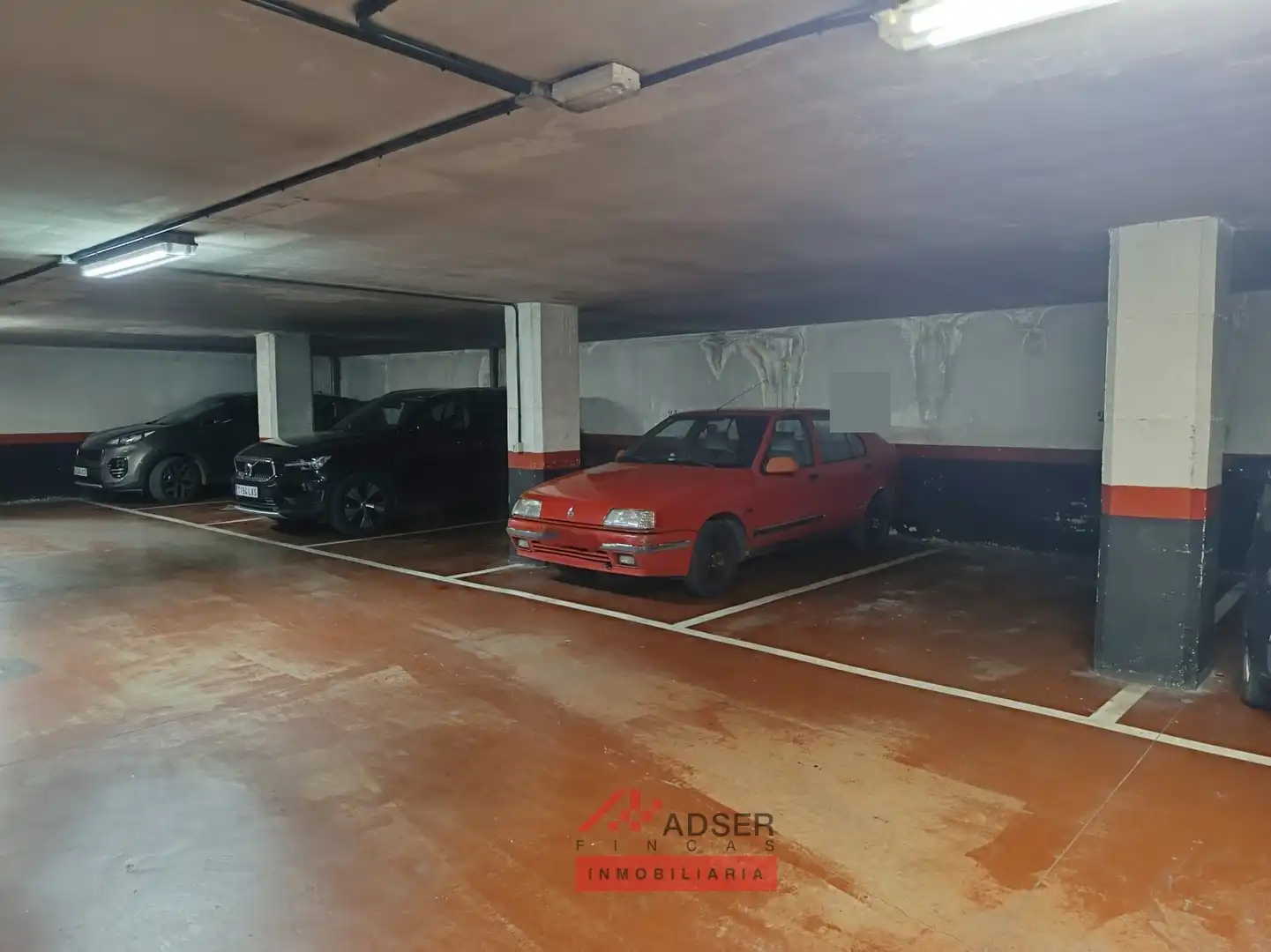 Aparcament de Pis en venda en Centro