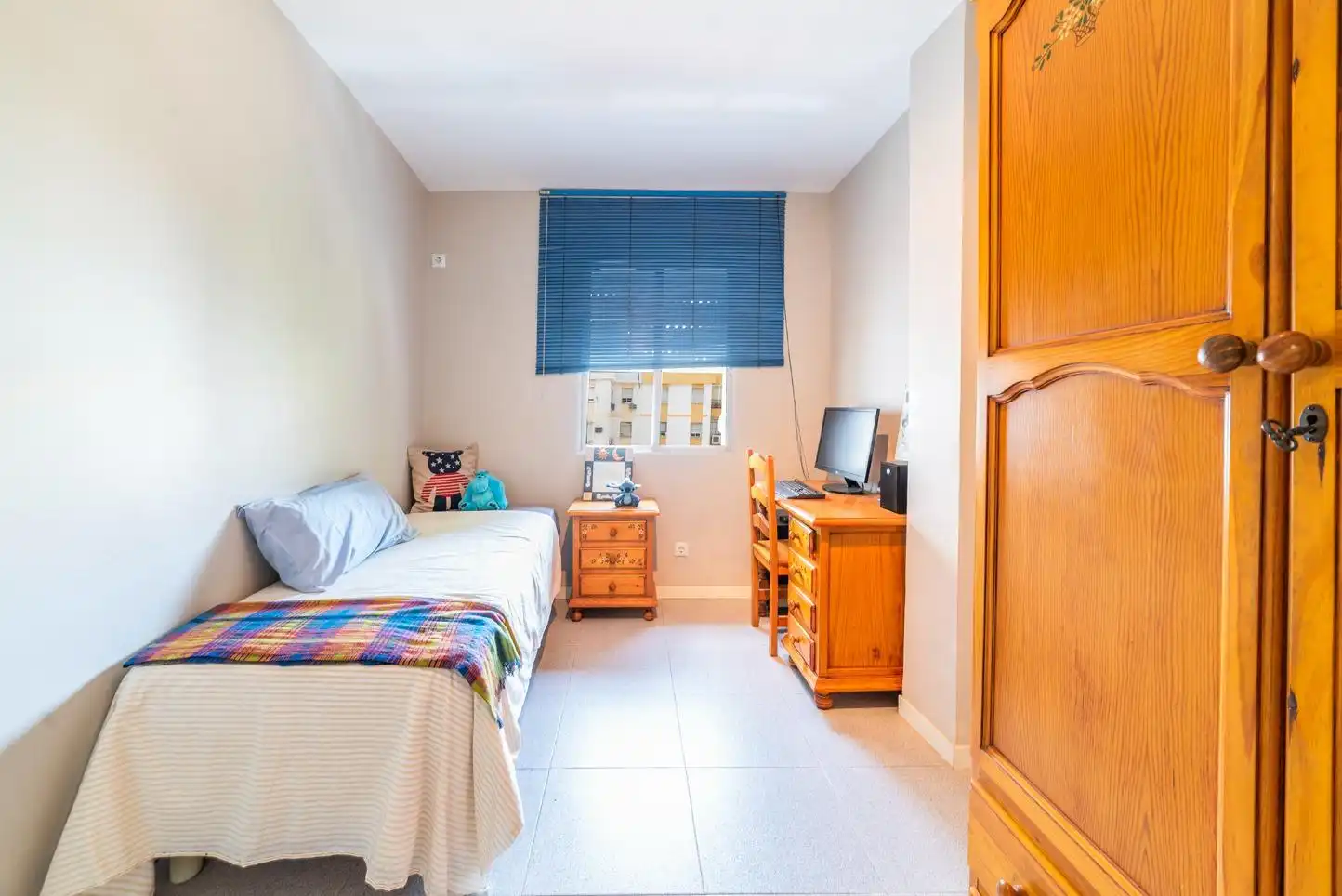 Habitación de Piso en venta en Sevilla con Aire acondicionado y Alarma