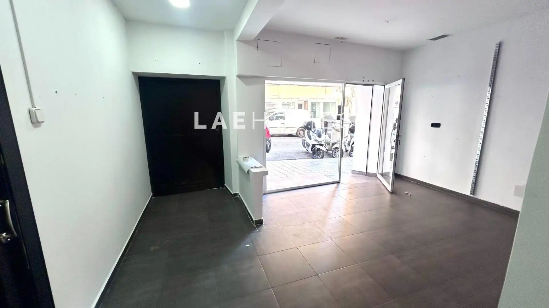 Local comercial de lloguer a Avenida de la Estación, imagen 2