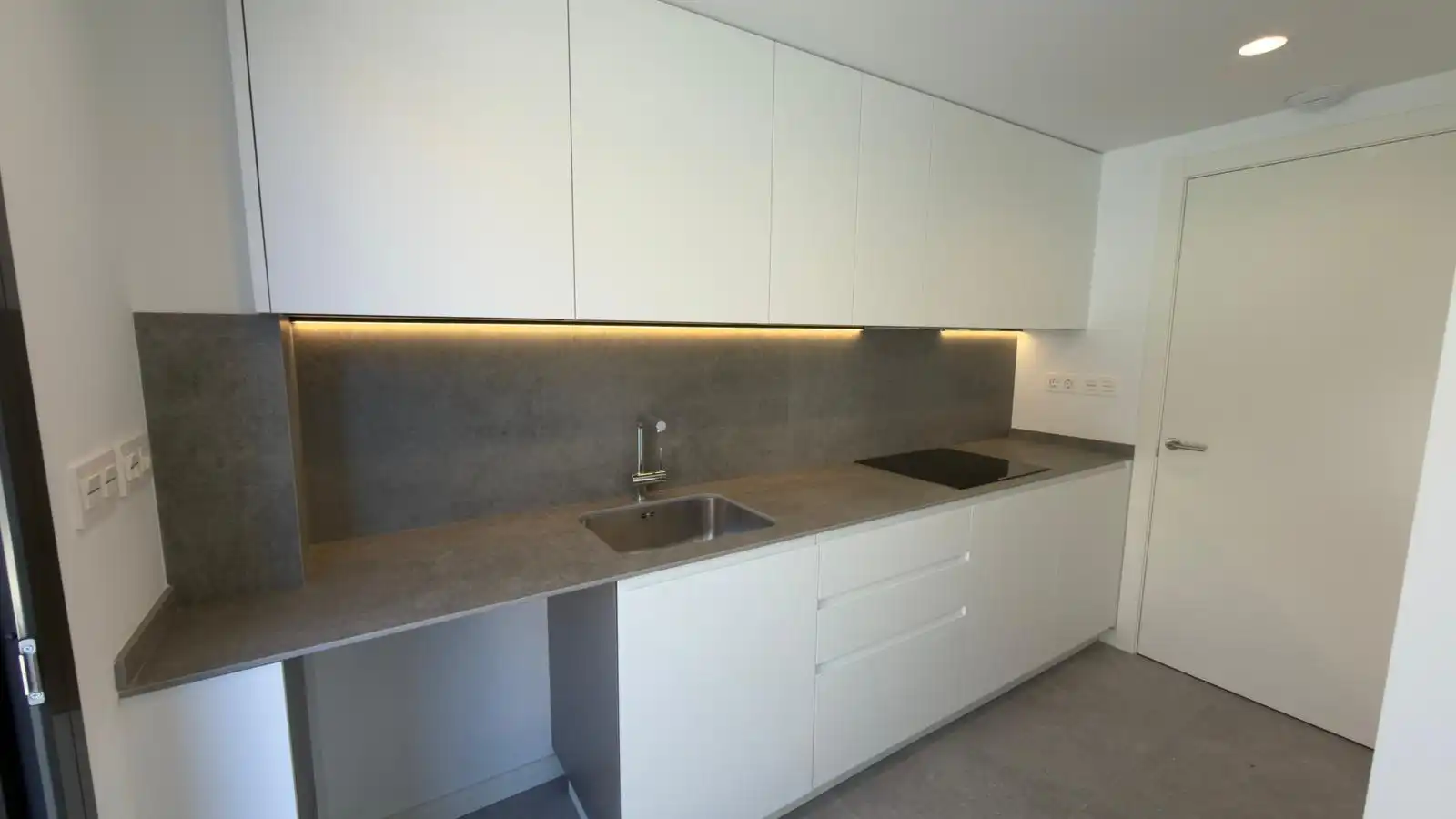Kitchen of Attic for sale in Esplugues de Llobregat  with Air Conditioner, Heating and Terrace