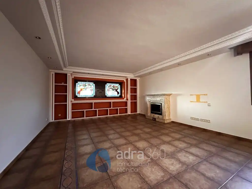 Houses for sale in Lardero  with Air Conditioner, Heating and Private garden