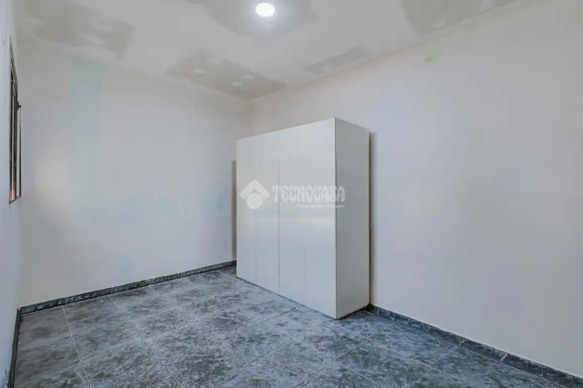 Piso en venta en L'Hospitalet de Llobregat con Aire acondicionado y Calefacción