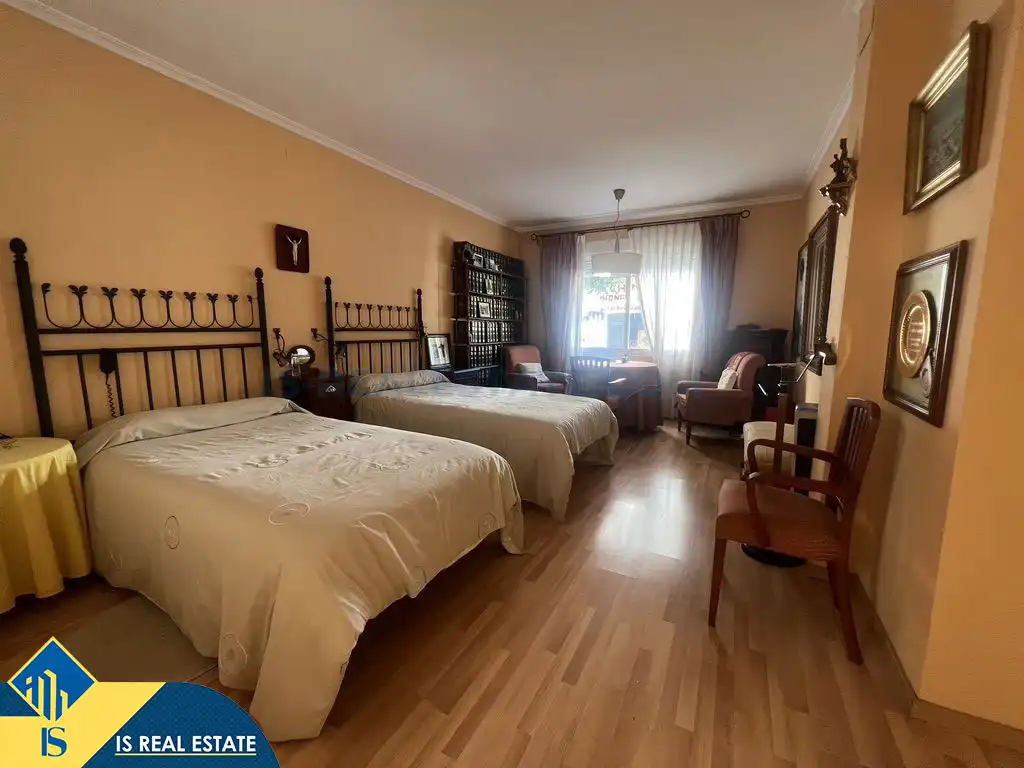 Bedroom of Houses for sale in El Puerto