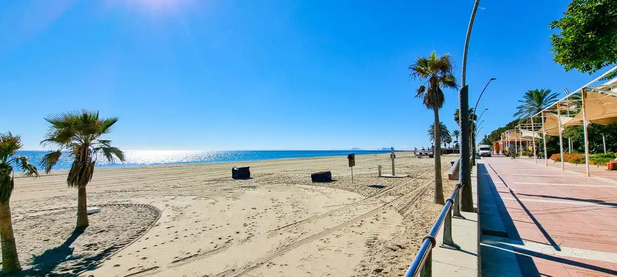 Àtic amb terrassa en venda a Estepona Pueblo, imagen 52