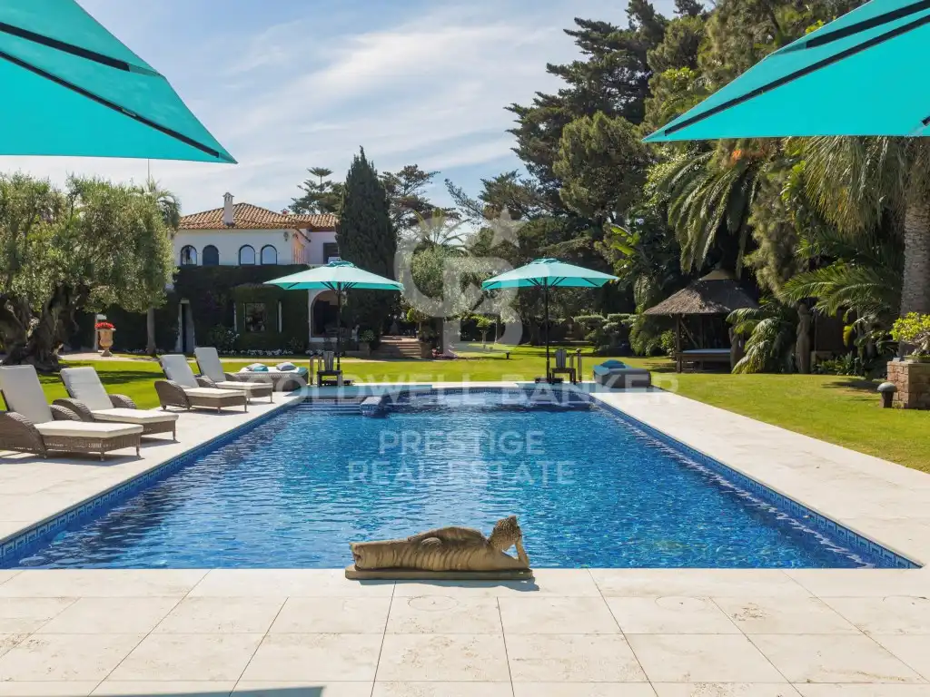 Vista exterior de Casa o chalet en venta en Sitges con Aire acondicionado, Jardín privado y Terraza