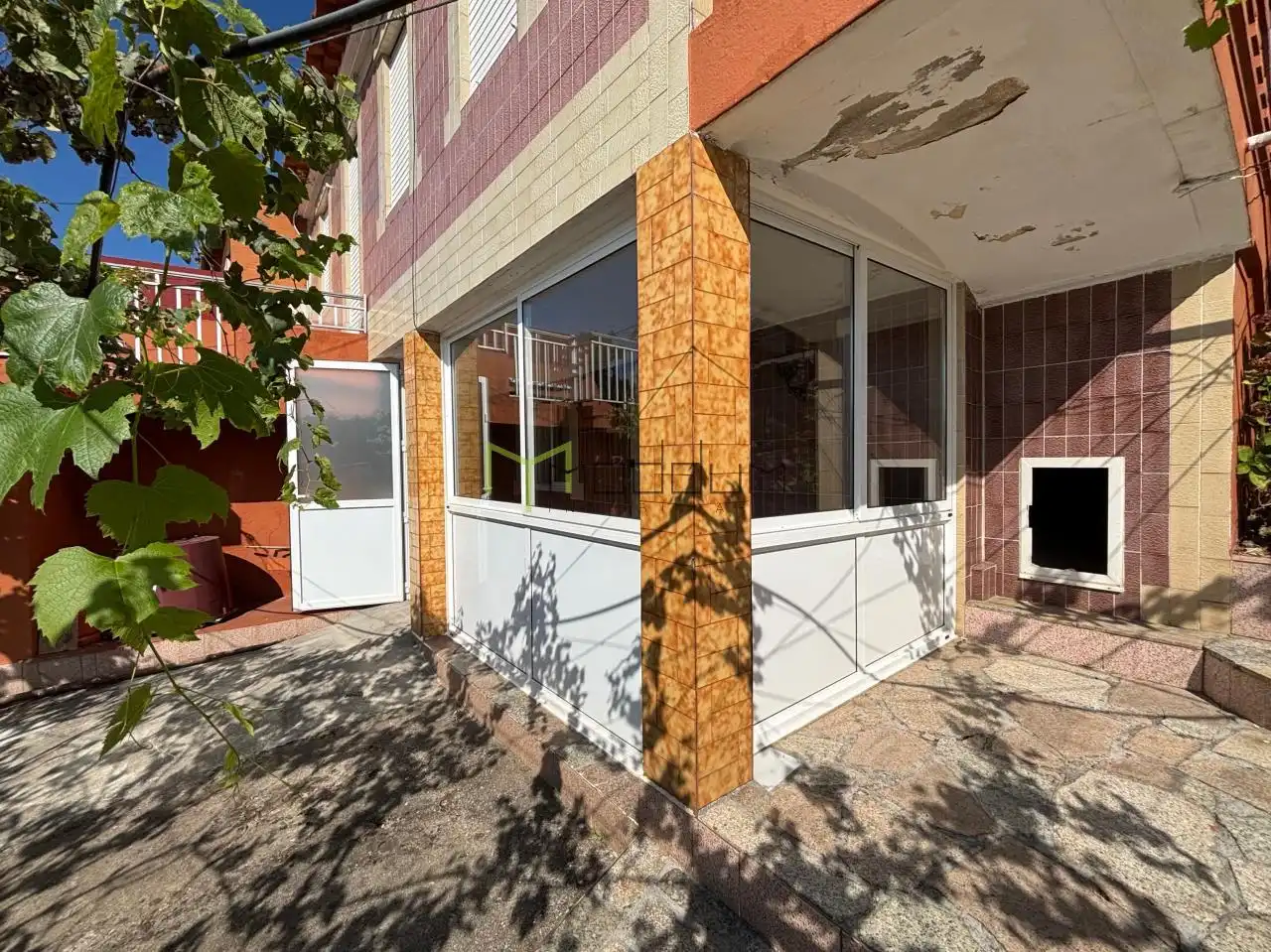 Außenansicht von Haus oder Chalet zum Verkauf in Vigo  mit Heizung, Privatgarten und Terrasse