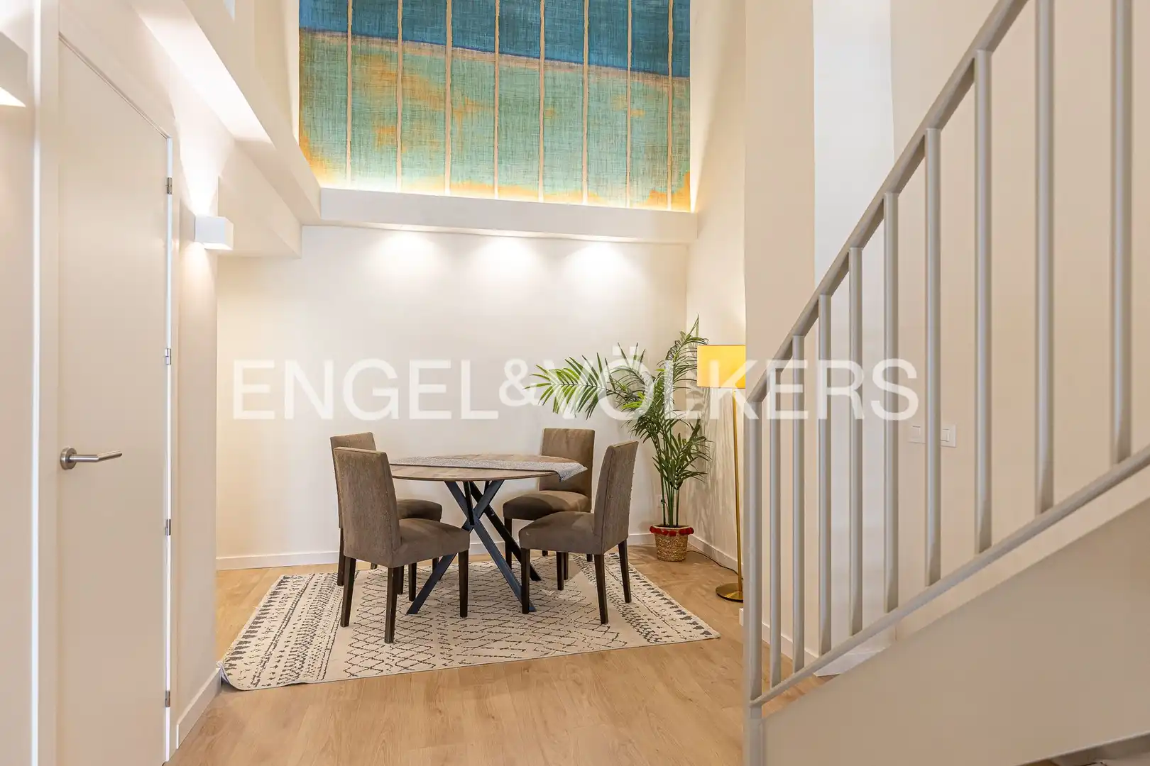 Esszimmer von Maisonette zum Verkauf in Madrid mit Klimaanlage, Heizung und Terrasse