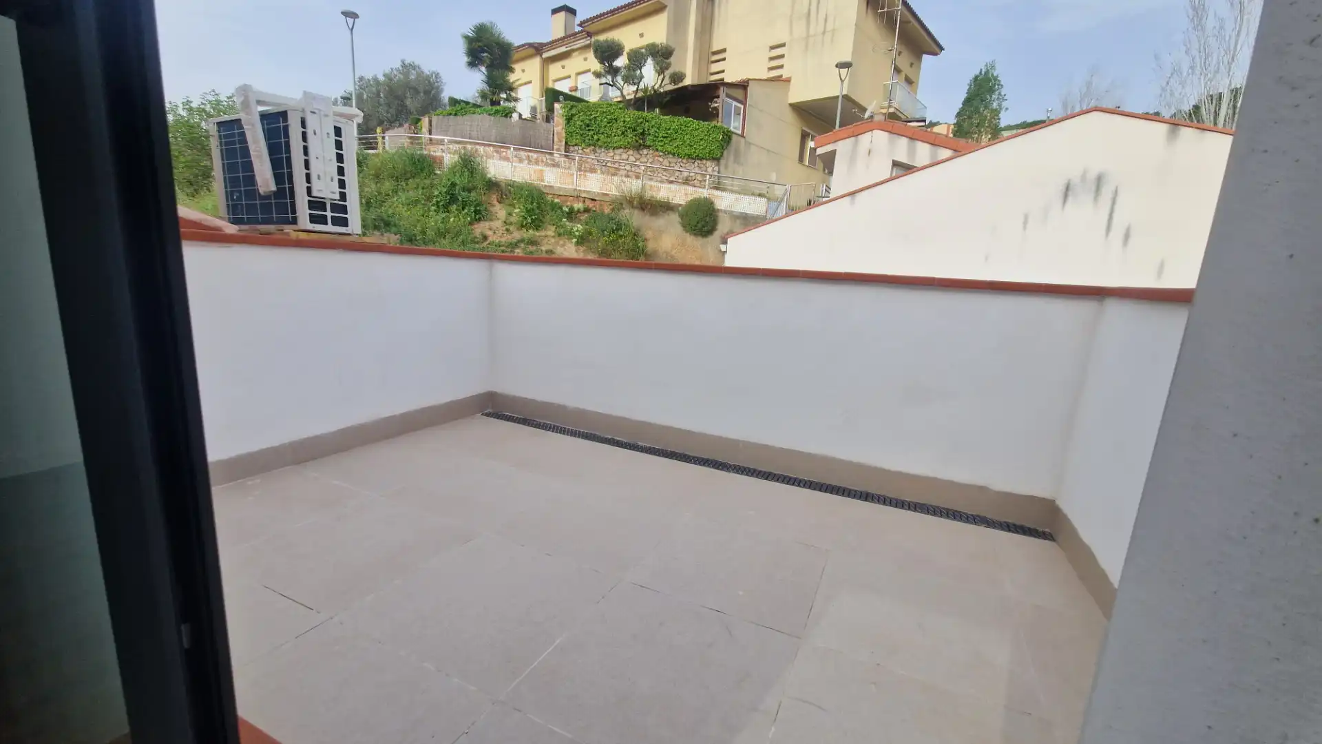 Terrassa de Casa adosada en venda en Torrelles de Llobregat amb Aire condicionat, Calefacció i Jardí privat