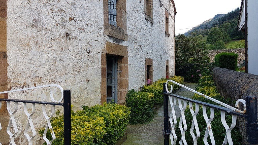House or chalet for sale in Bárcena de Pie de Concha