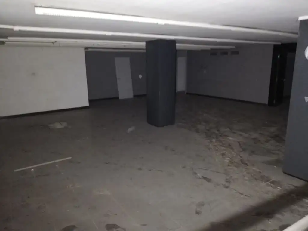 Local de alquiler en C/ Doctor Pi i Molist , El Turó de la Peira