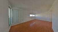 Living room of Flat for sale in  Sevilla Capital