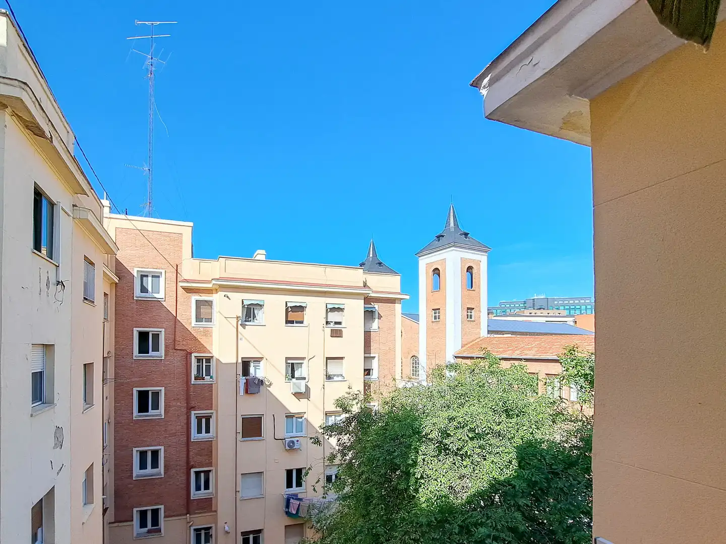Exterior view of Flat for sale in Madrid  with Air Conditioner, Heating and Parquet flooring