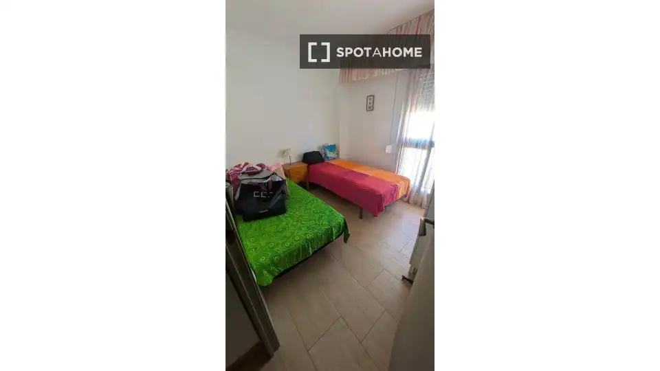 Bedroom of Apartments for share in Elche / Elx  with Air Conditioner, Terrace and Furnished
