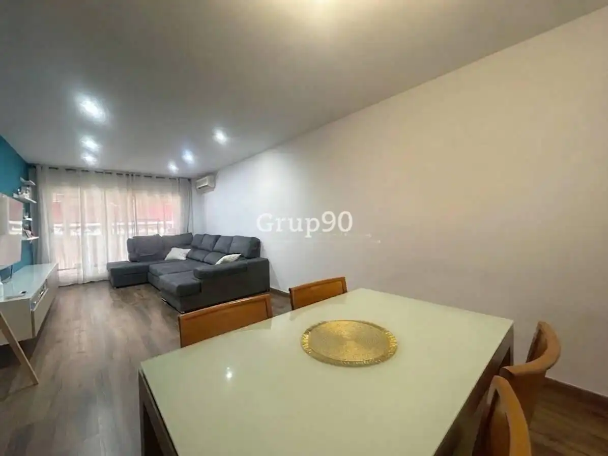 Habitación de Casa adosada en venta en Puigverd de Lleida con Aire acondicionado, Calefacción y Parquet