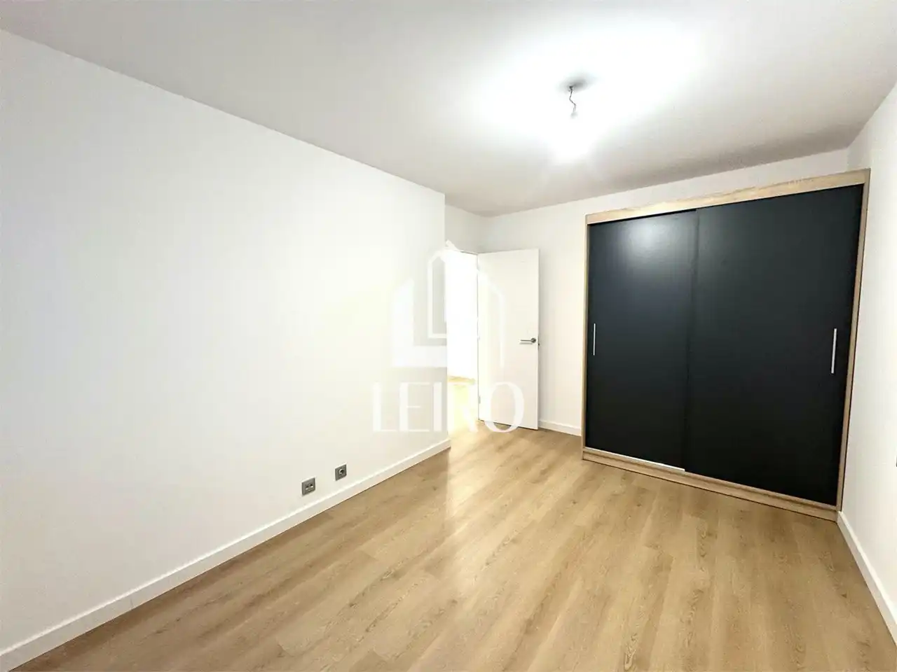Habitación de Apartamento en venta en Vilagarcía de Arousa con Calefacción, Terraza y Trastero