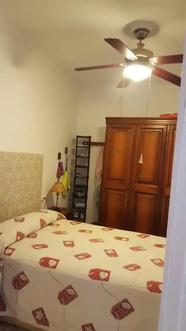 Schlafzimmer von Erdgeschoss zur Miete in Calañas mit Privatgarten, Möbliert und Ofen