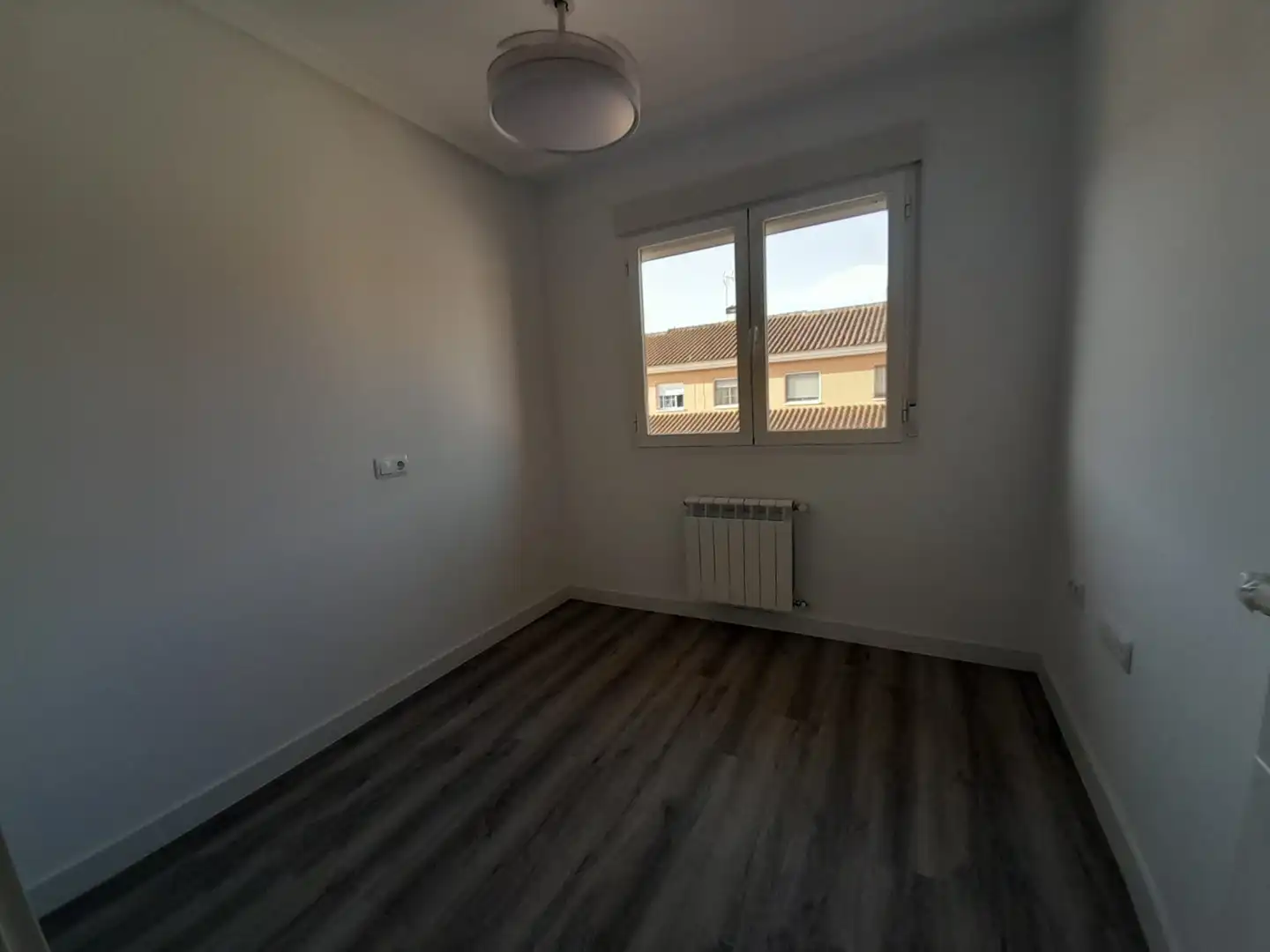 Dormitori de Casa o xalet en venda en Puertollano amb Calefacció, Terrassa i Traster