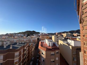 Appartement avec balcon à vendre à Calle Doctor Isidoro Peris
