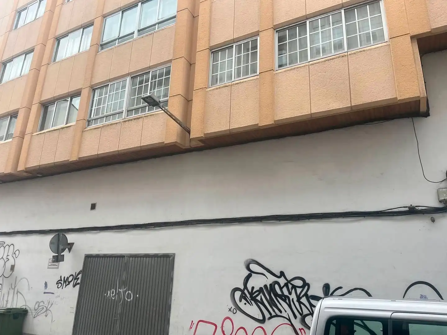 Vista exterior de Garaje en venta en Ferrol