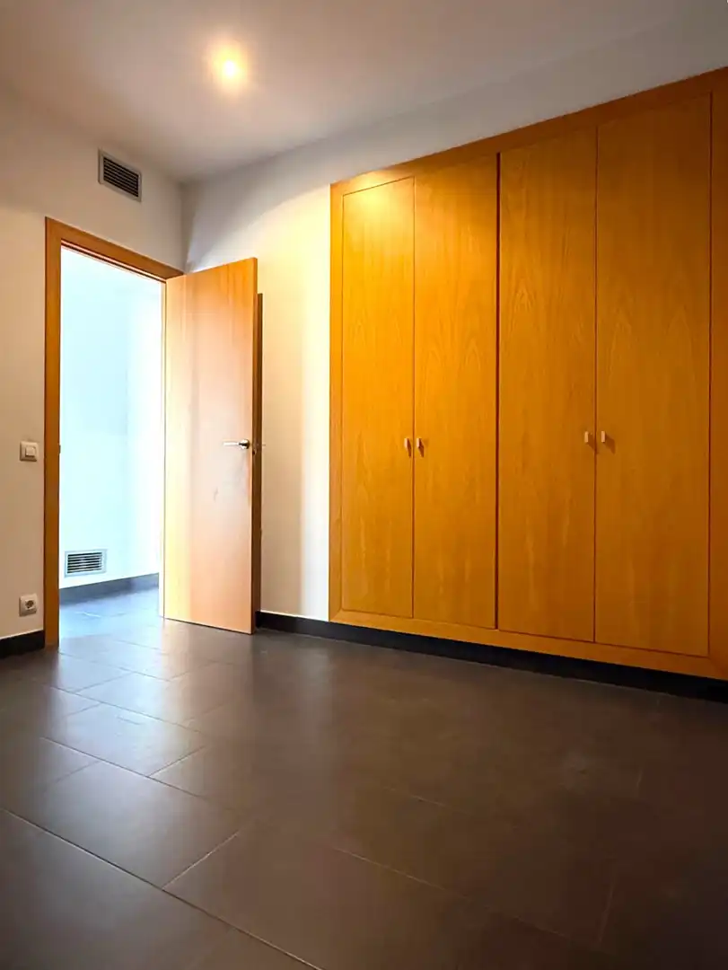 Piso en venta en Sant Vicenç Dels Horts con Aire acondicionado y Calefacción
